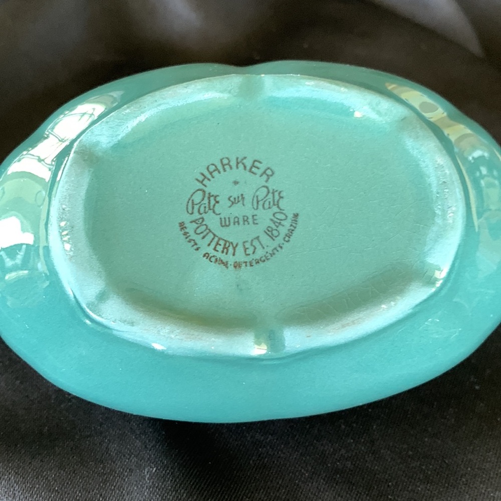 Harker Ware Pottery Gravy Boat - Picture 5 of 9